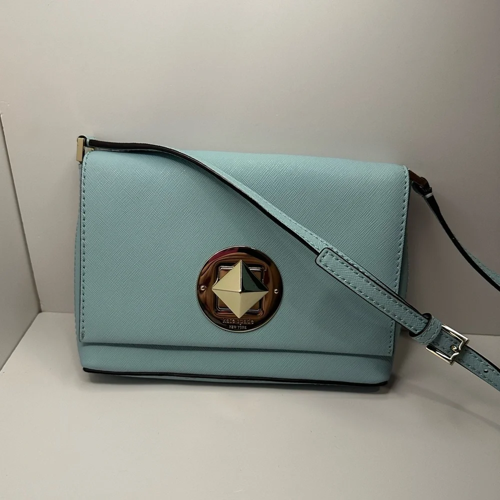 Kate Spade EUC Hydrangea Blue Saffiano Leather Newbury Lane Sally Crossbody